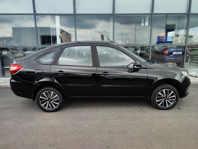 Lada Granta Sportline лифтбек Comfort 1.6 106hp 5MT в лизинг - 7