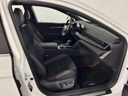Toyota Camry 2.0HXS Sports Plus Edition в лизинг - 23