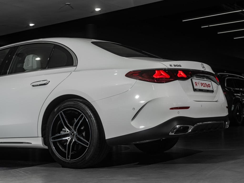 Mercedes-Benz E седан 300 4MATIC AMG Line в лизинг - 8
