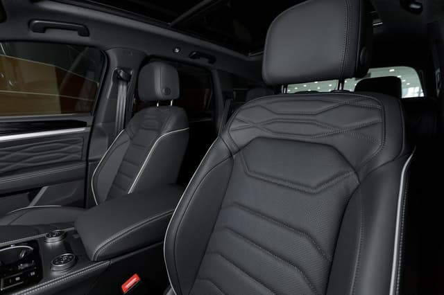 Volkswagen Touareg R-Line V6 3.0 TDI 286hp 8AT в лизинг - 18