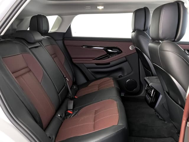 Land Rover Range Rover Evoque L 2.0 249PS MHEV Flowing Light Elegant в лизинг - 13