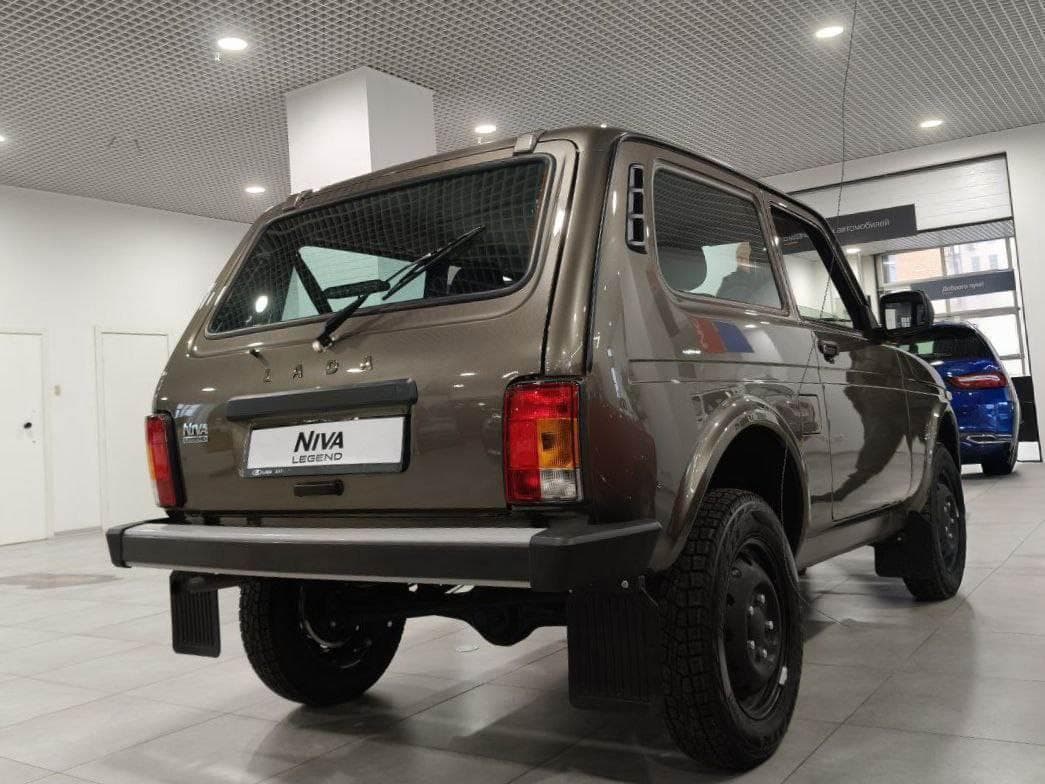 Lada Niva Legend 3 дв Классик 1.8 МТ в лизинг - 5