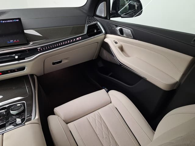 BMW X7 Икс-Драйв40д М Спорт Про (M Sport Pro) в лизинг - 11