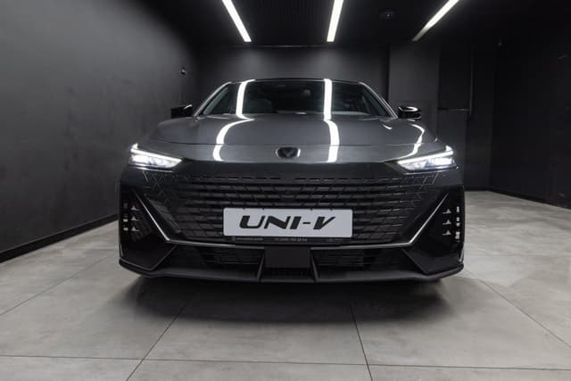 Changan Uni-V Tech 1.5T 7DCT в лизинг - 3