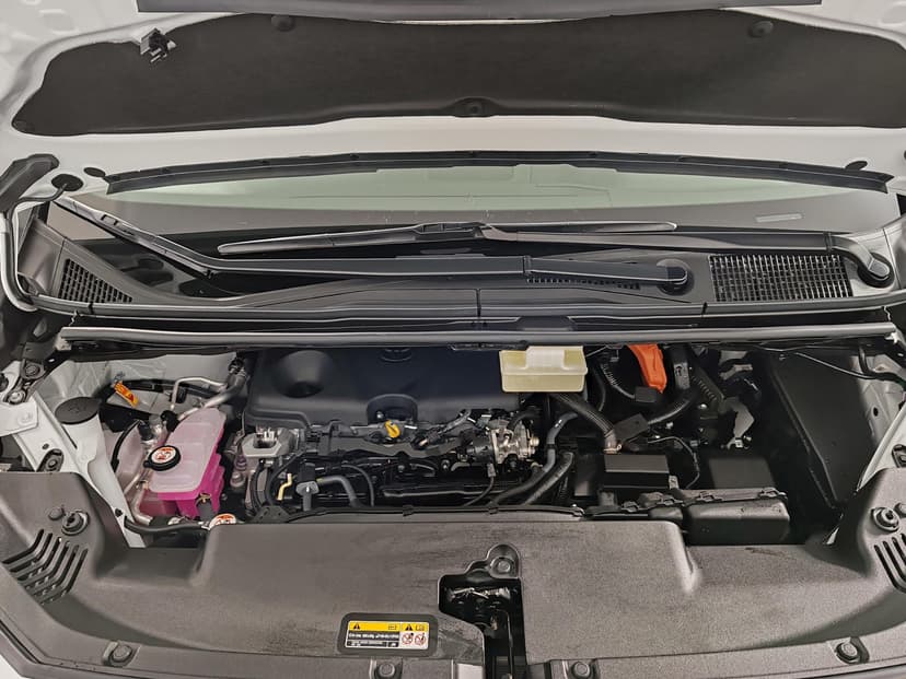 Toyota Alphard 2.5 HEV CVT в лизинг - 11