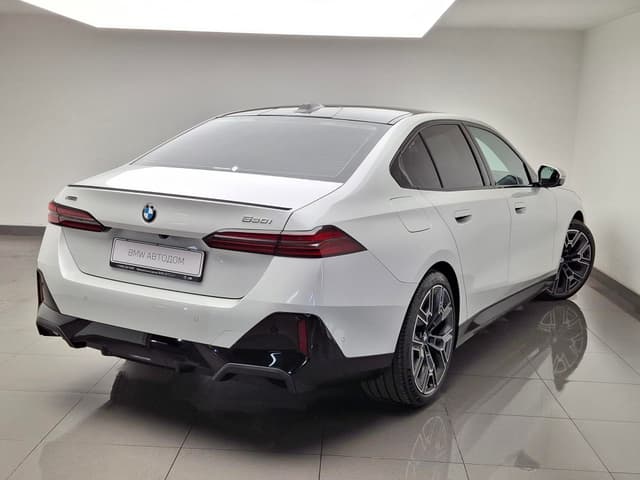 BMW 5 серия 530i xDrive в лизинг - 4