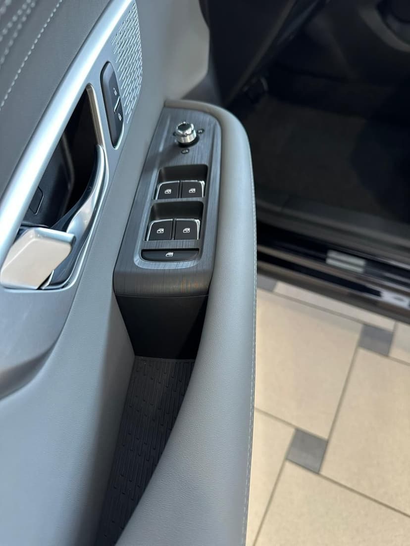 DongFeng Huge Executive 1.5T 7DCT в лизинг - 13