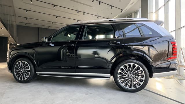Hyundai Palisade Calligraphy (7-seater) 2.5T 8AT 4WD в лизинг - 3