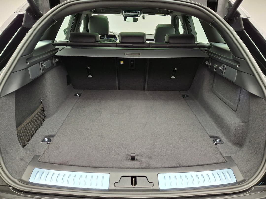 Land Rover Velar 2.0P 250 Dynamic SE в лизинг - 10