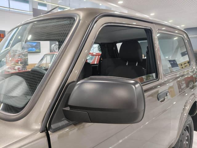 Lada Niva Legend 3 дв Классик 1.8 МТ в лизинг - 11