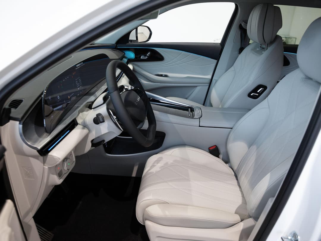 EXEED RX Flagship 2.0 TGDI 8AT AWD в лизинг - 18