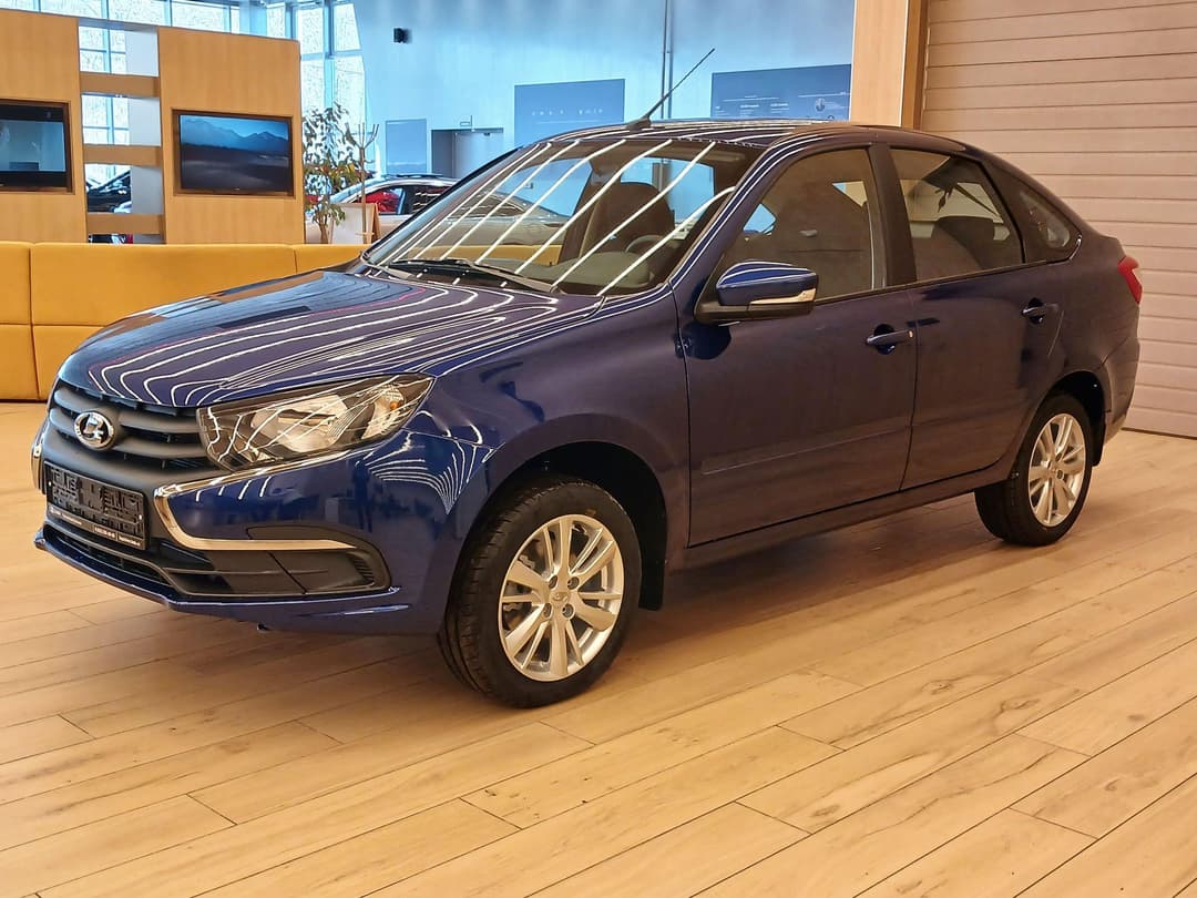 Lada Granta лифтбек Комфорт 1.6 90 л.с. МТ в лизинг - 2