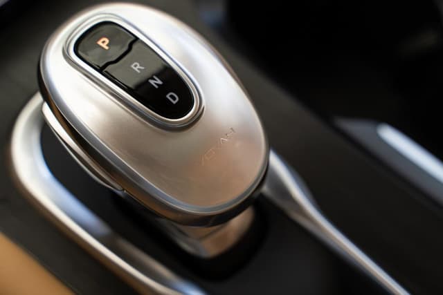 Voyah Dream PHEV Long Range (последовательный гибрид) в лизинг - 18