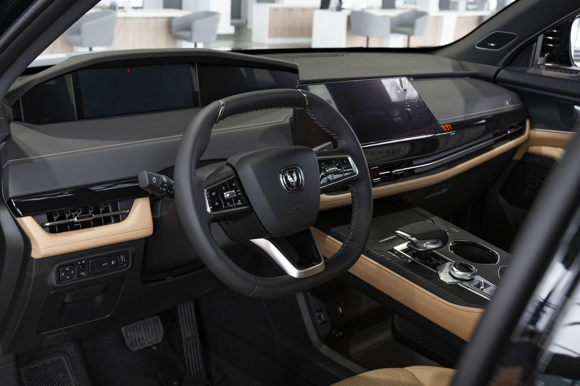 Changan Uni-K Tech 2.0 8AT AWD в лизинг - 36