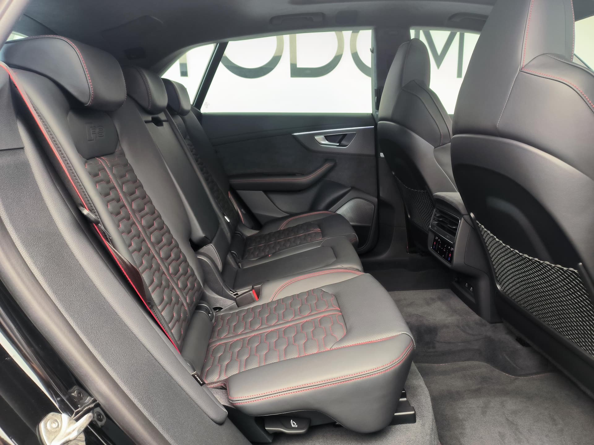 Audi RS Q8 quattro в лизинг - 13