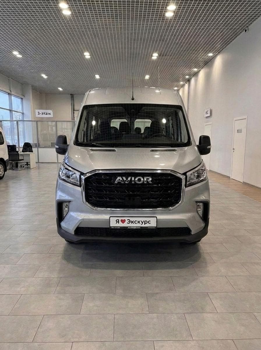 Avior V90 Фургон L3H2 3.5T 2.0TD 6MT FWD в лизинг - 4