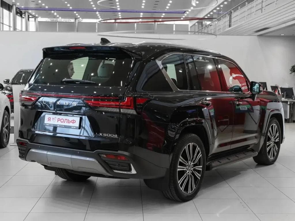 Lexus LX 500d - 4