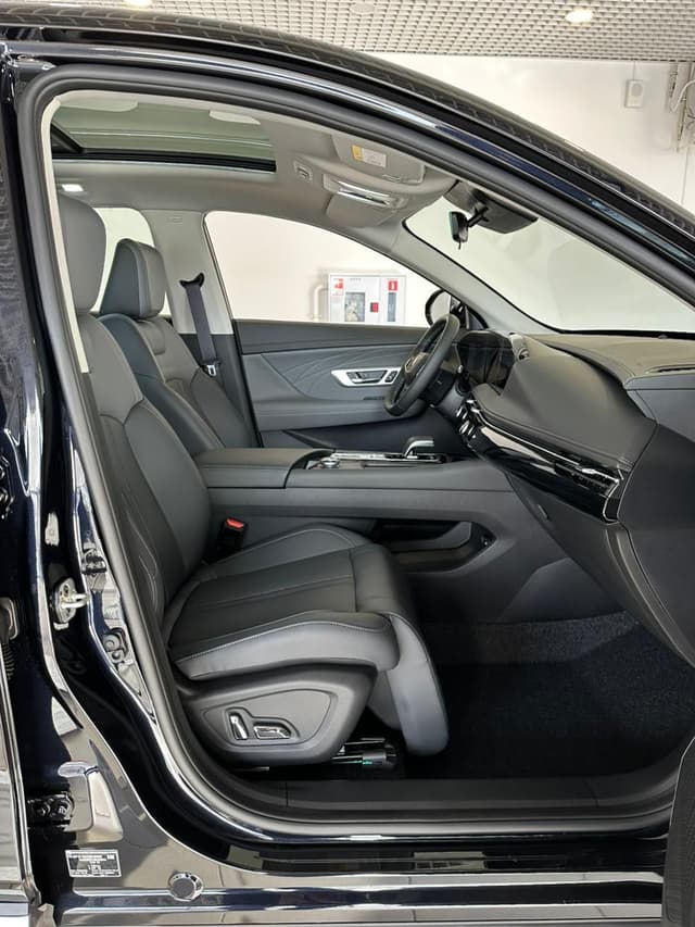 DongFeng Huge Executive 1.5T 7DCT в лизинг - 12