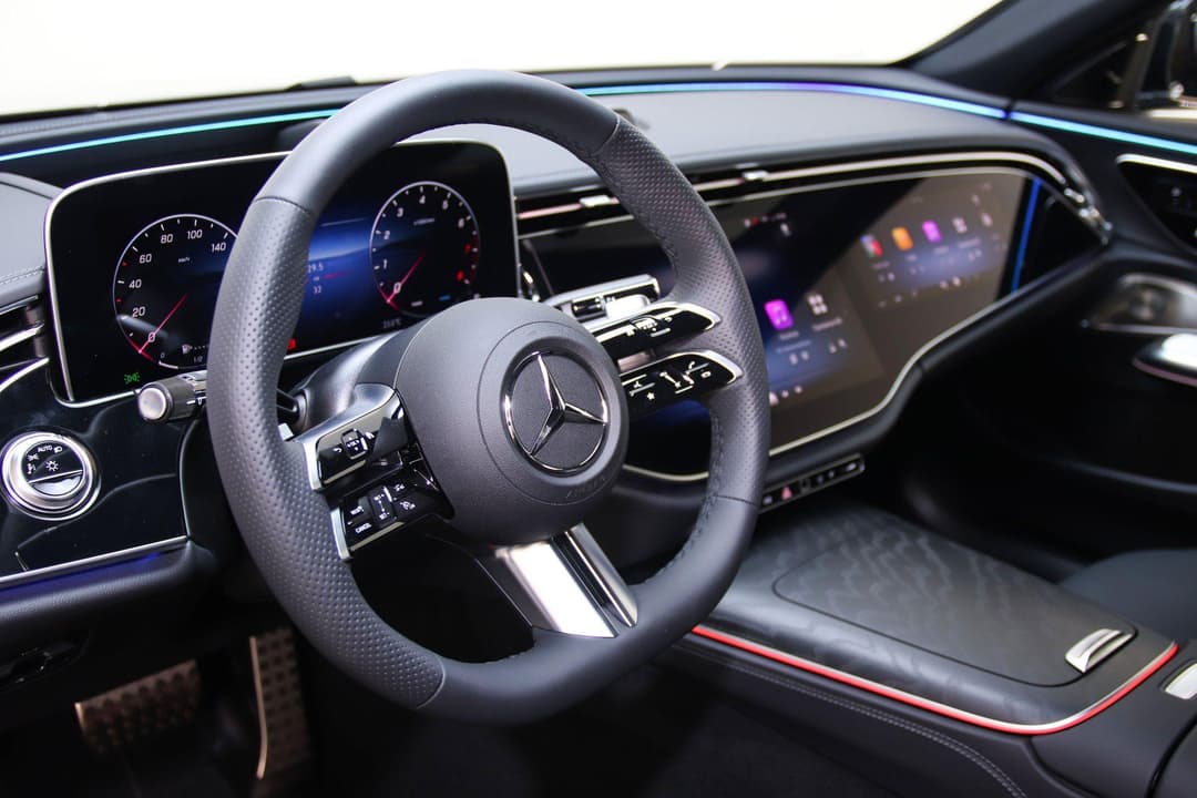 Mercedes-Benz E седан 300 полный привод АМГ Лайн (AMG Line) в лизинг - 7