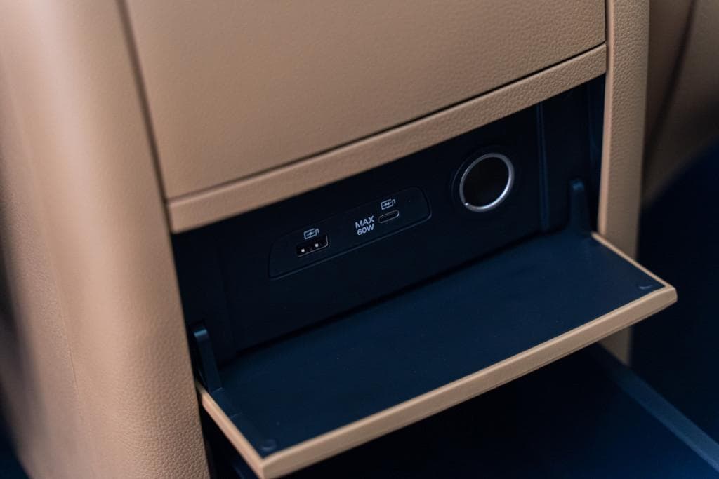 Voyah Dream PHEV Long Range (последовательный гибрид) в лизинг - 22