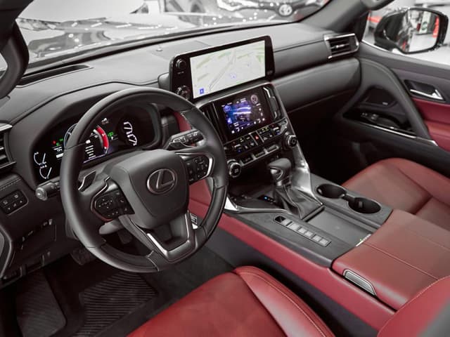 Lexus LX 500d Urban DSL в лизинг - 16