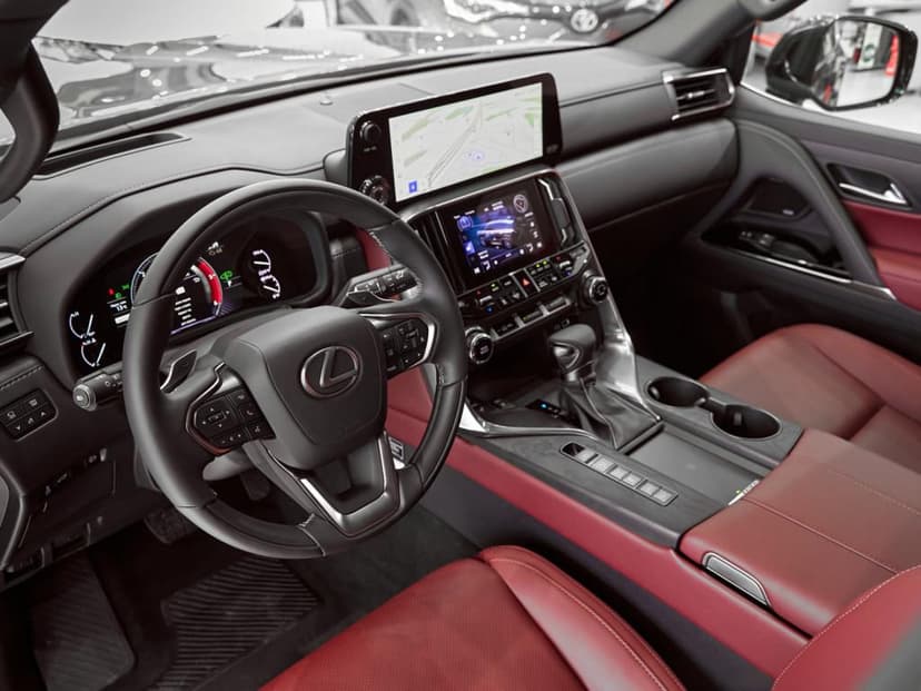 Lexus LX 500d Urban DSL в лизинг - 16