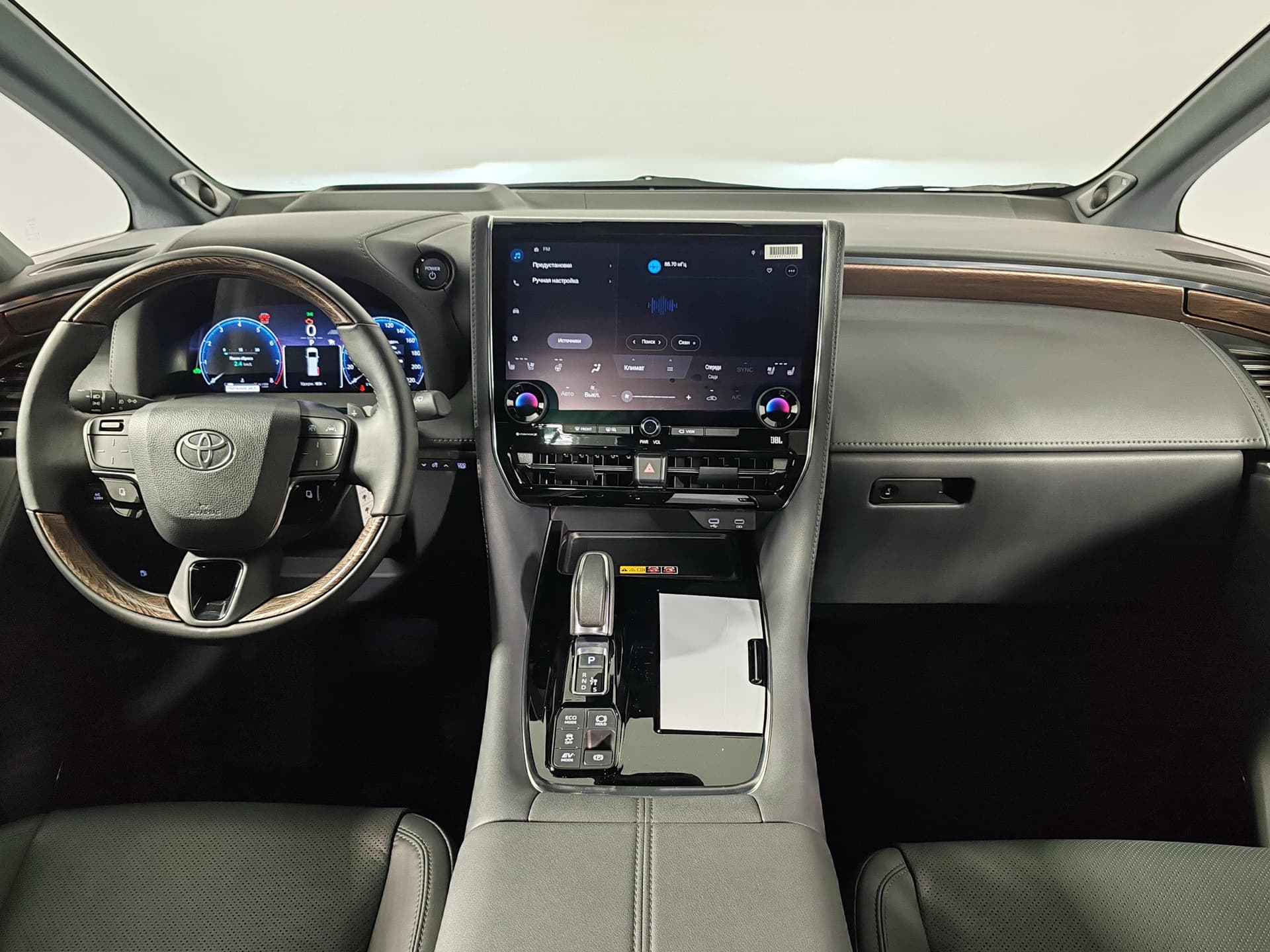 Toyota Alphard 2.5 HEV CVT в лизинг - 15