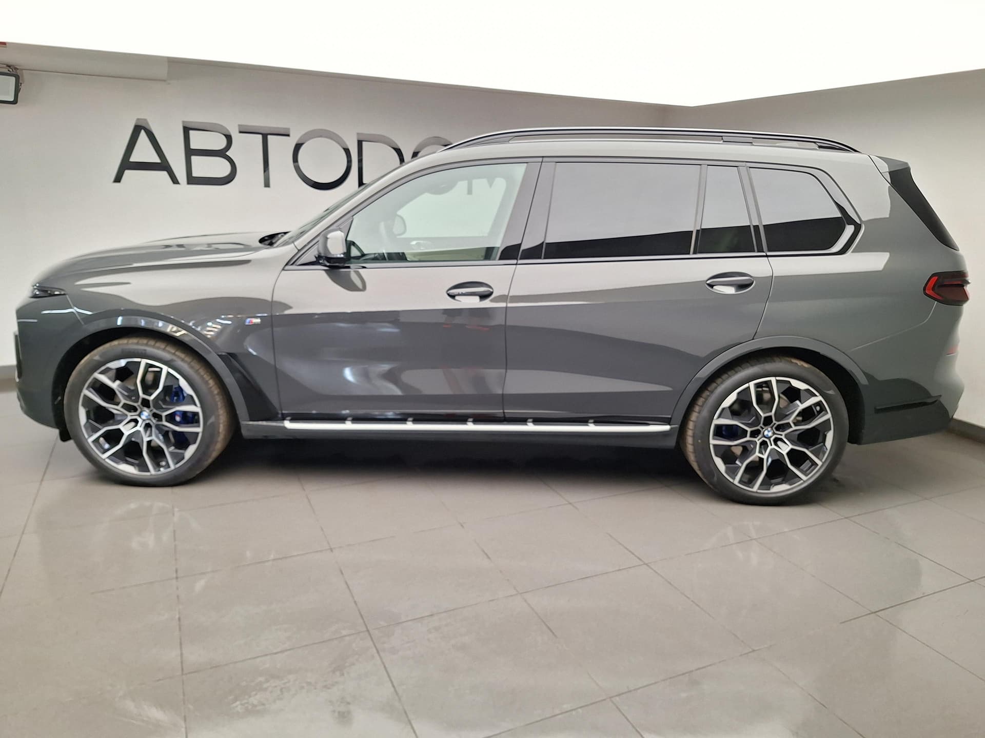 BMW X7 Икс-Драйв40д М Спорт Про (M Sport Pro) в лизинг - 3