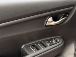 Solaris KRS Comfort 1.6 6AT в лизинг - 5