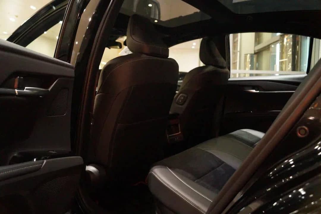 Toyota Camry 2.0HXS Sports Plus Edition в лизинг - 17