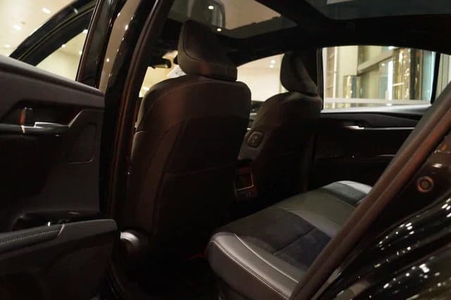 Toyota Camry 2.0HXS Sports Plus Edition в лизинг - 17