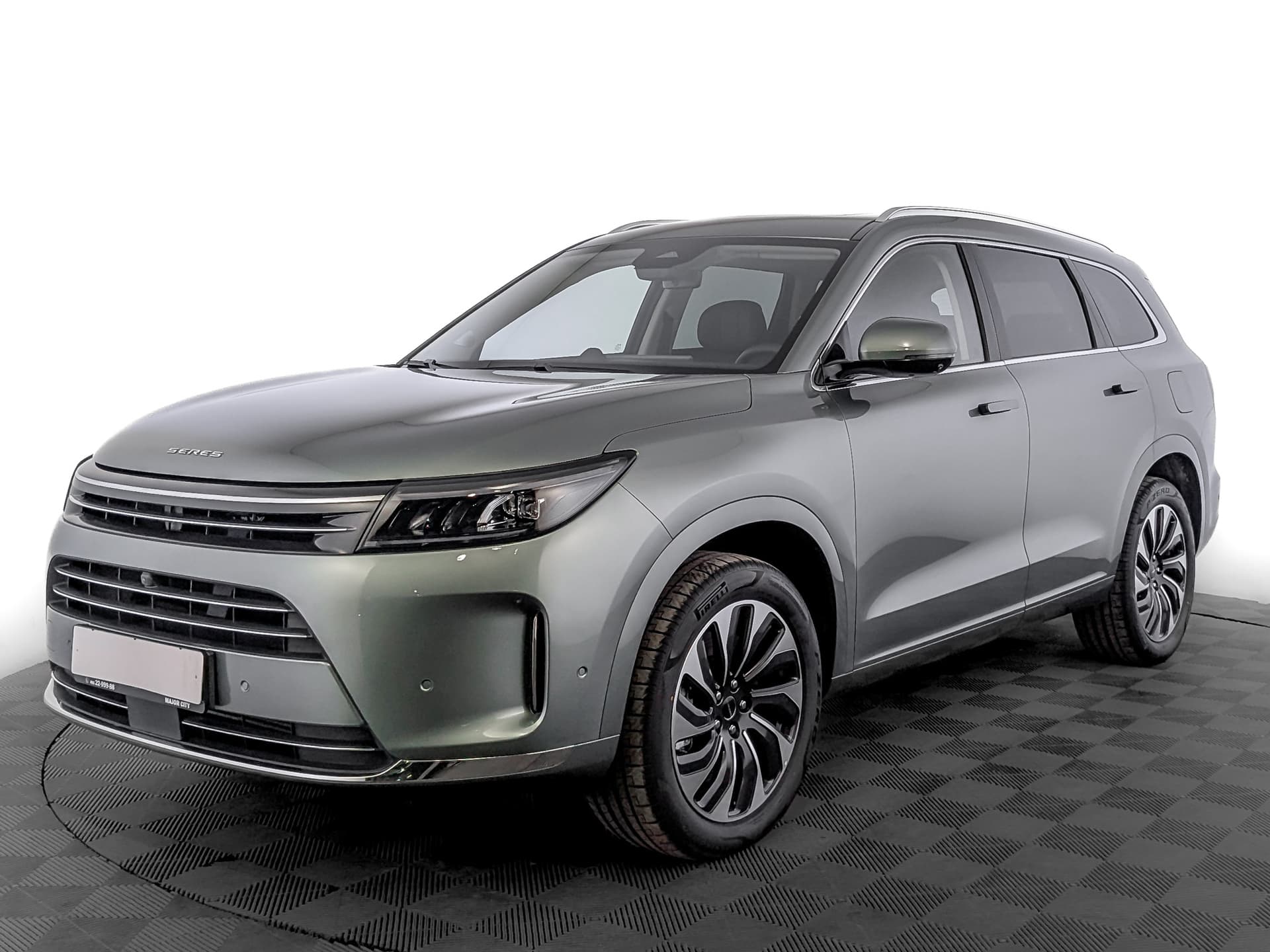Seres M7 Pro 1.5hyb AT 4WD в лизинг - 2