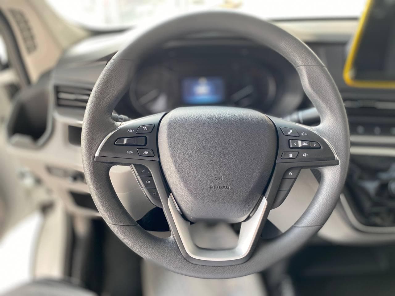Avior V90 Фургон L3H2 3.5T 2.0TD 6MT FWD в лизинг - 18