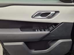 Land Rover Velar 2.0P 250 Dynamic SE в лизинг - 12