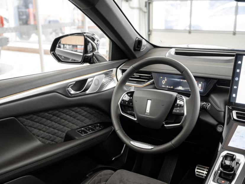 Wey 05 Premium 2.0 PHEV DHT 4WD в лизинг - 17