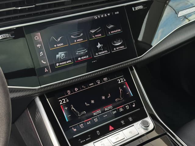 Audi RS Q8 quattro в лизинг - 25