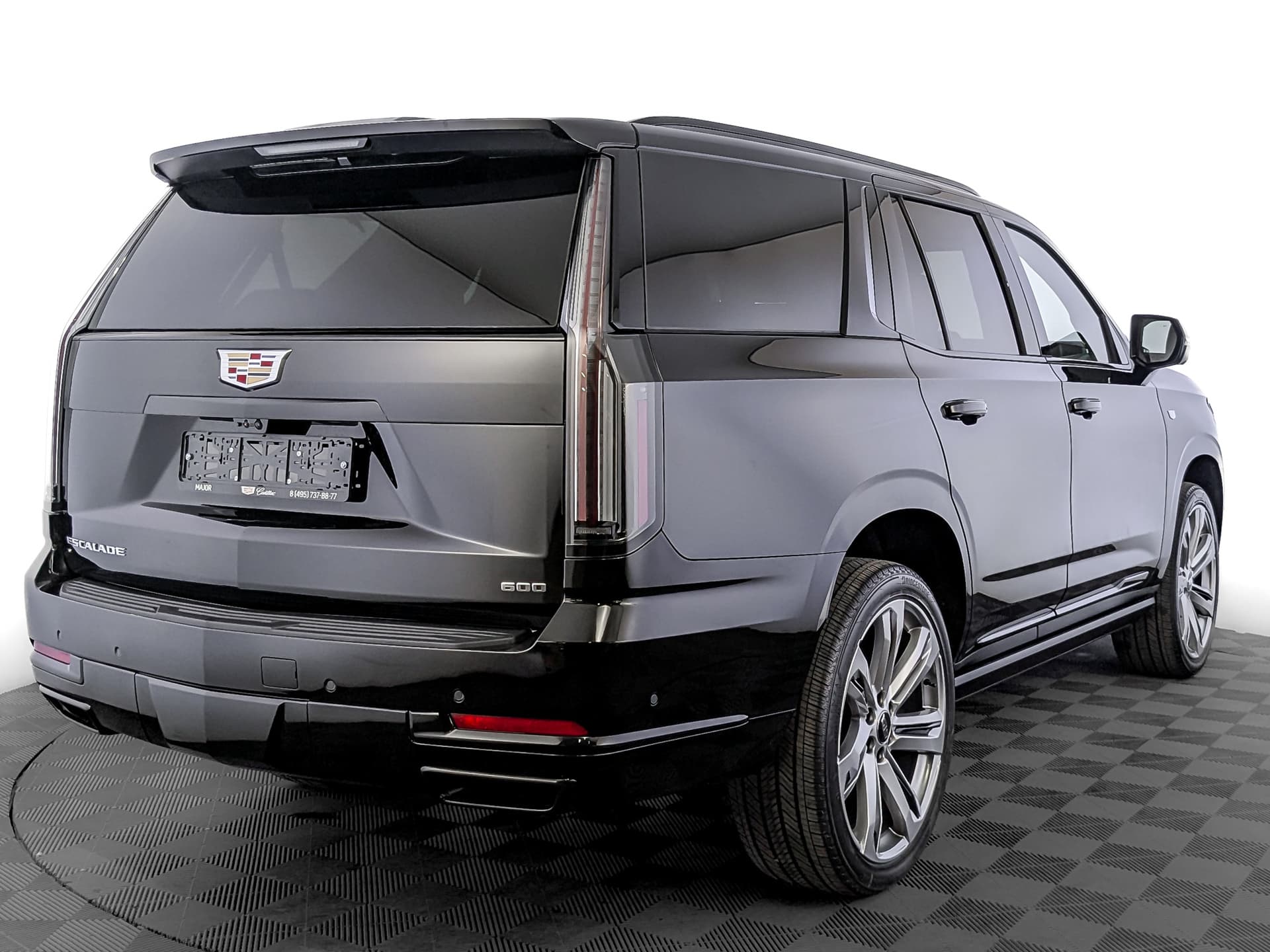 Cadillac Escalade 6.2 V8 Sport Platinum в лизинг - 3