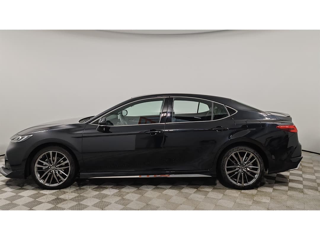 Toyota Camry 2.0HXS Sports Plus Edition в лизинг - 20