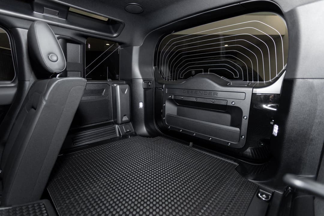 Land Rover Defender 110 3.0 дизель 350 л.с. гибрид Икс-Дайнэмик ХСЕ (X-Dynamic HSE) в лизинг - 13