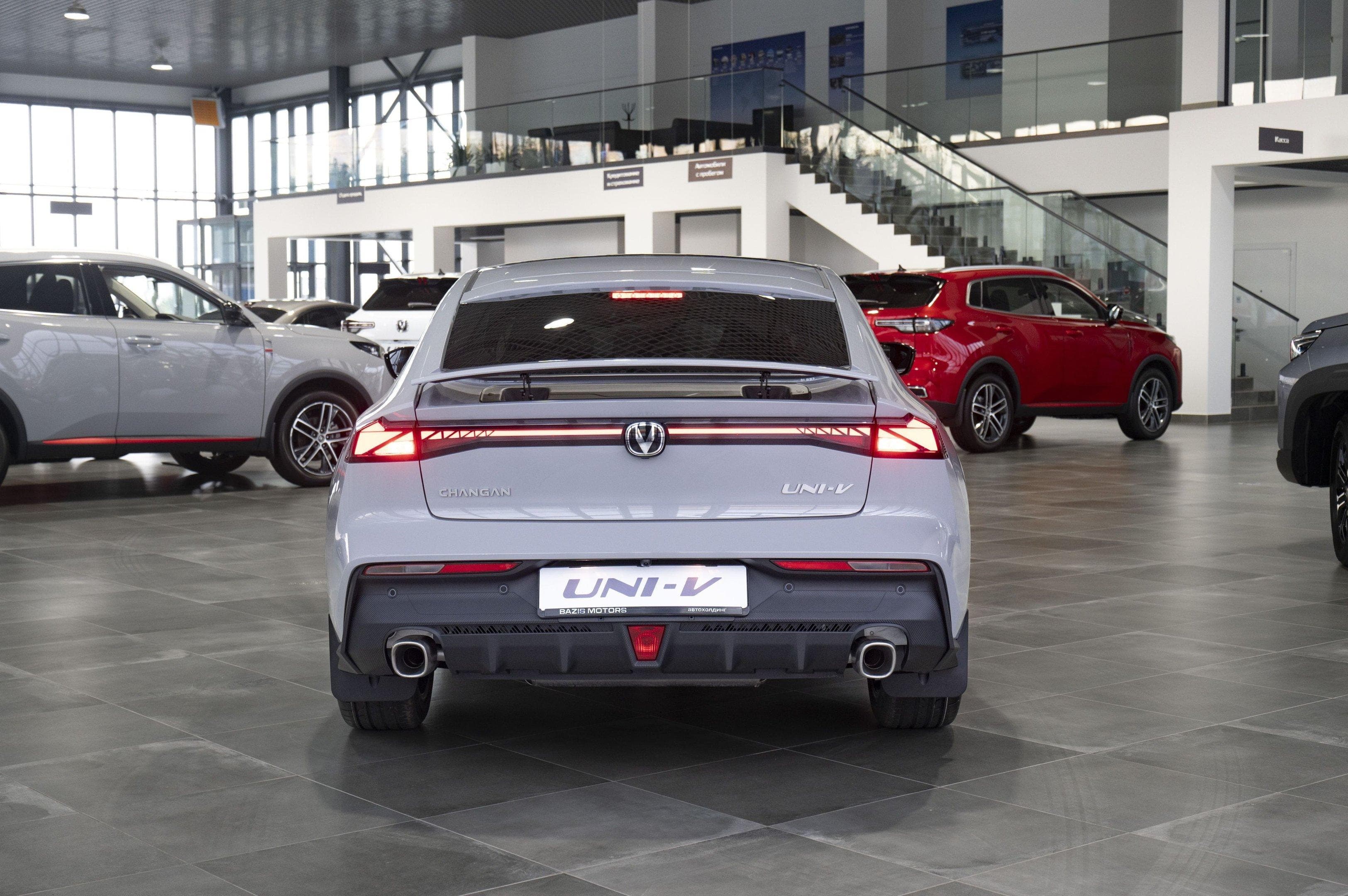 Changan Uni-V - 5