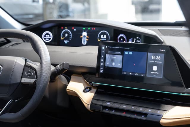Changan Uni-V Tech 1.5T 7DCT в лизинг - 5