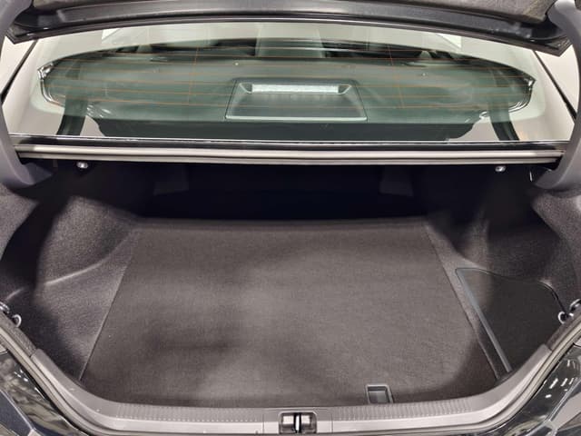 Toyota Camry 2.0HXS Sports Plus Edition в лизинг - 26