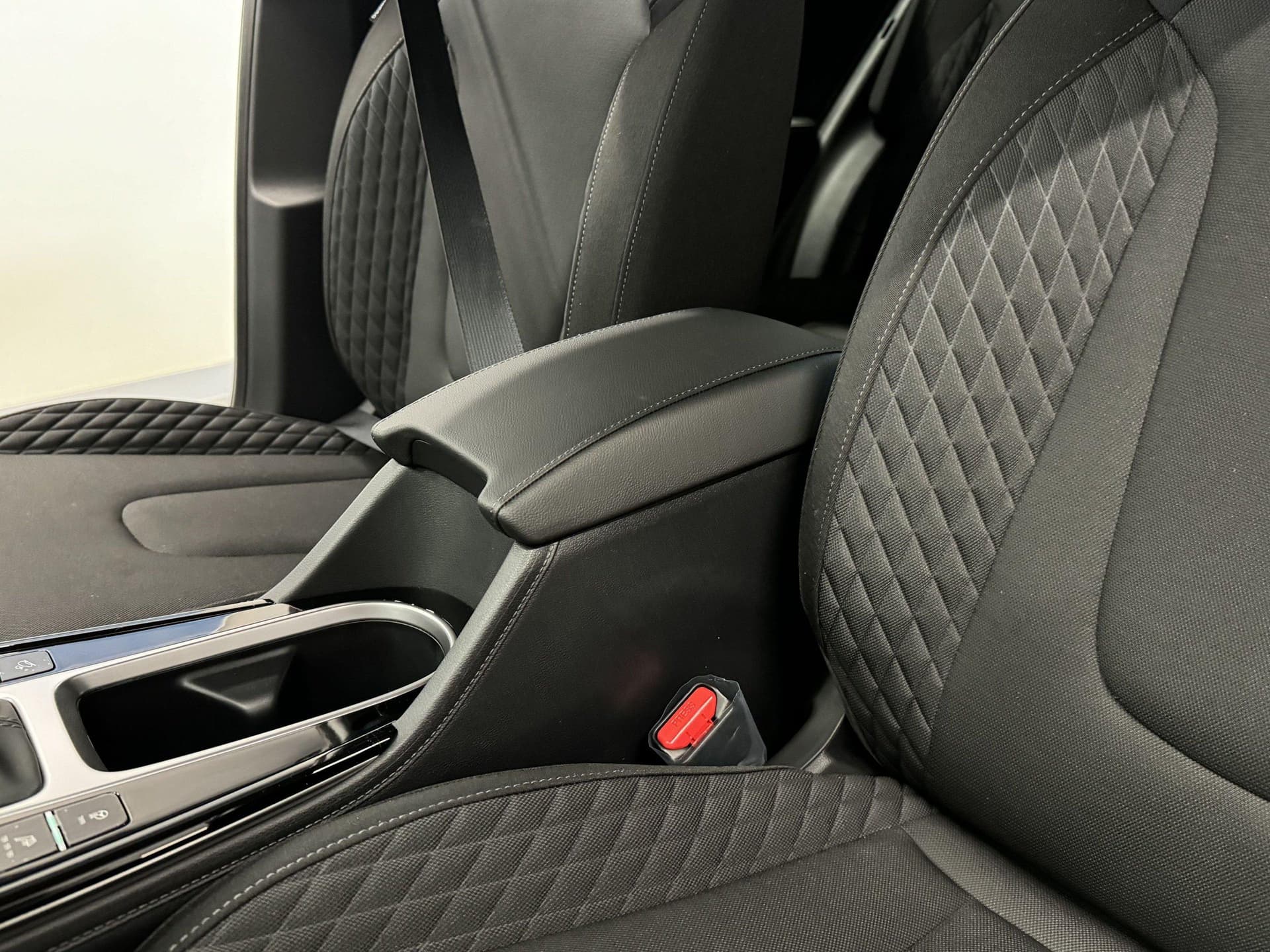 Solaris HC Lifestyle 2.0 6AT 4WD в лизинг - 12