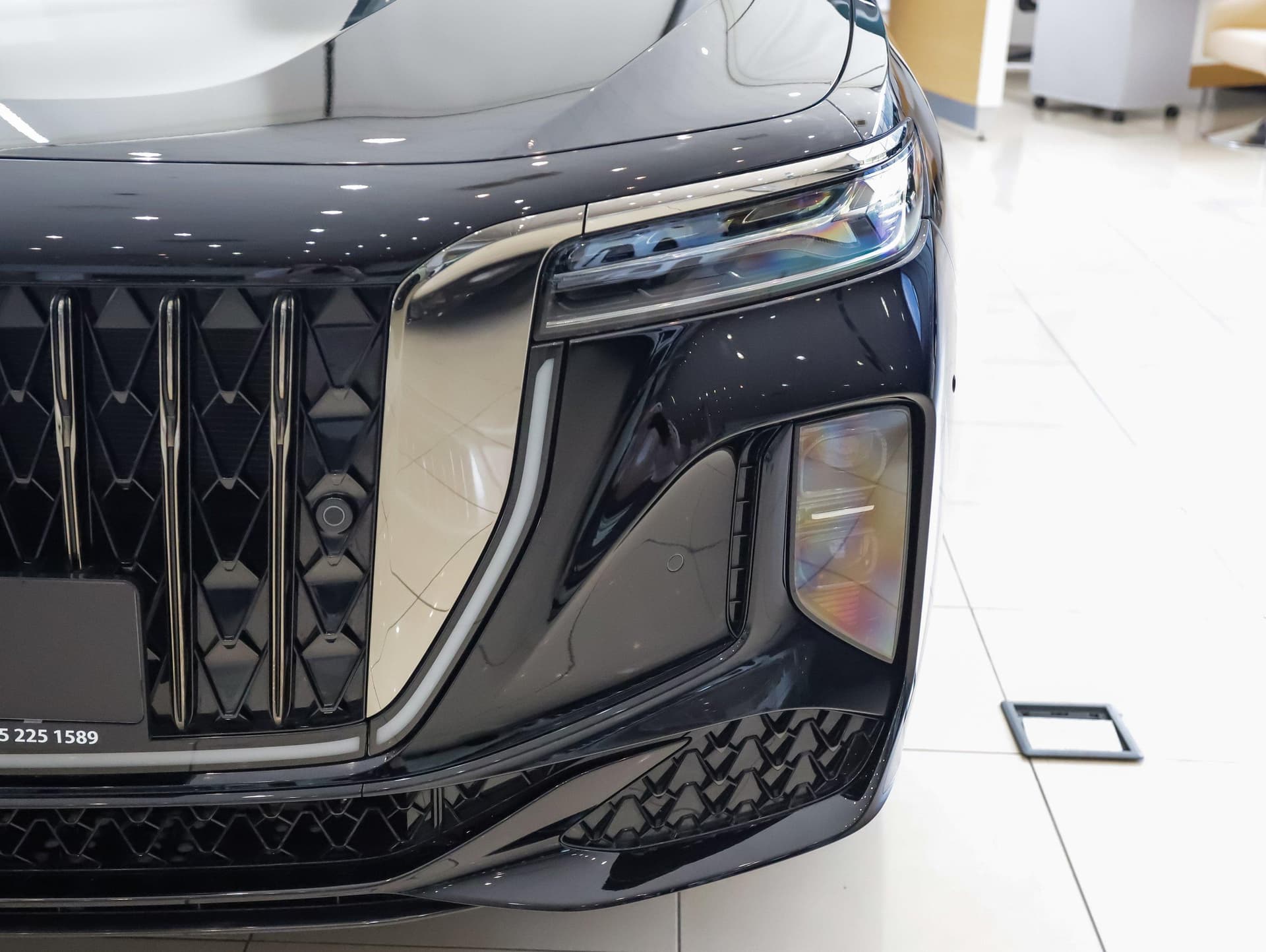 Hongqi H9 2.0Т Deluxe в лизинг - 9