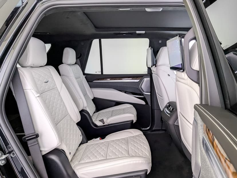 Cadillac Escalade 6.2 V8 Sport Platinum в лизинг - 13