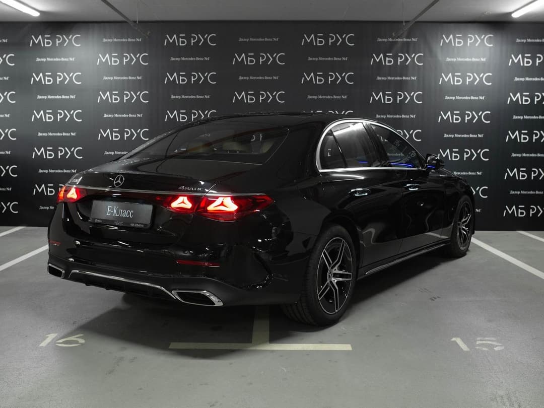 Mercedes-Benz E седан 300 полный привод АМГ Лайн (AMG Line) в лизинг - 5