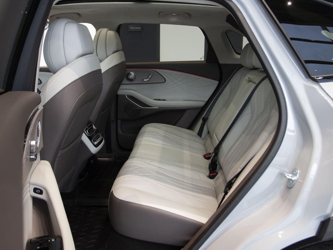 EXEED RX Flagship 2.0 TGDI 8AT AWD в лизинг - 18