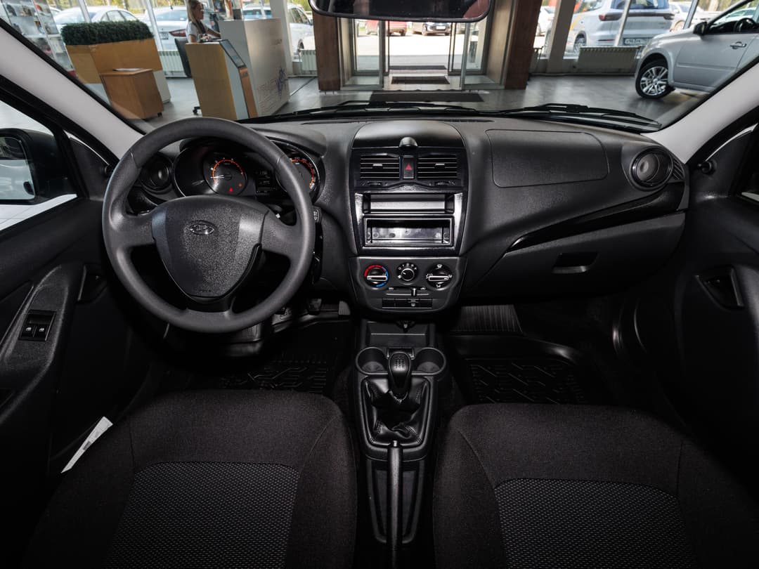 Lada Granta седан Standard Plus 1.6 90hp 5MT в лизинг - 16