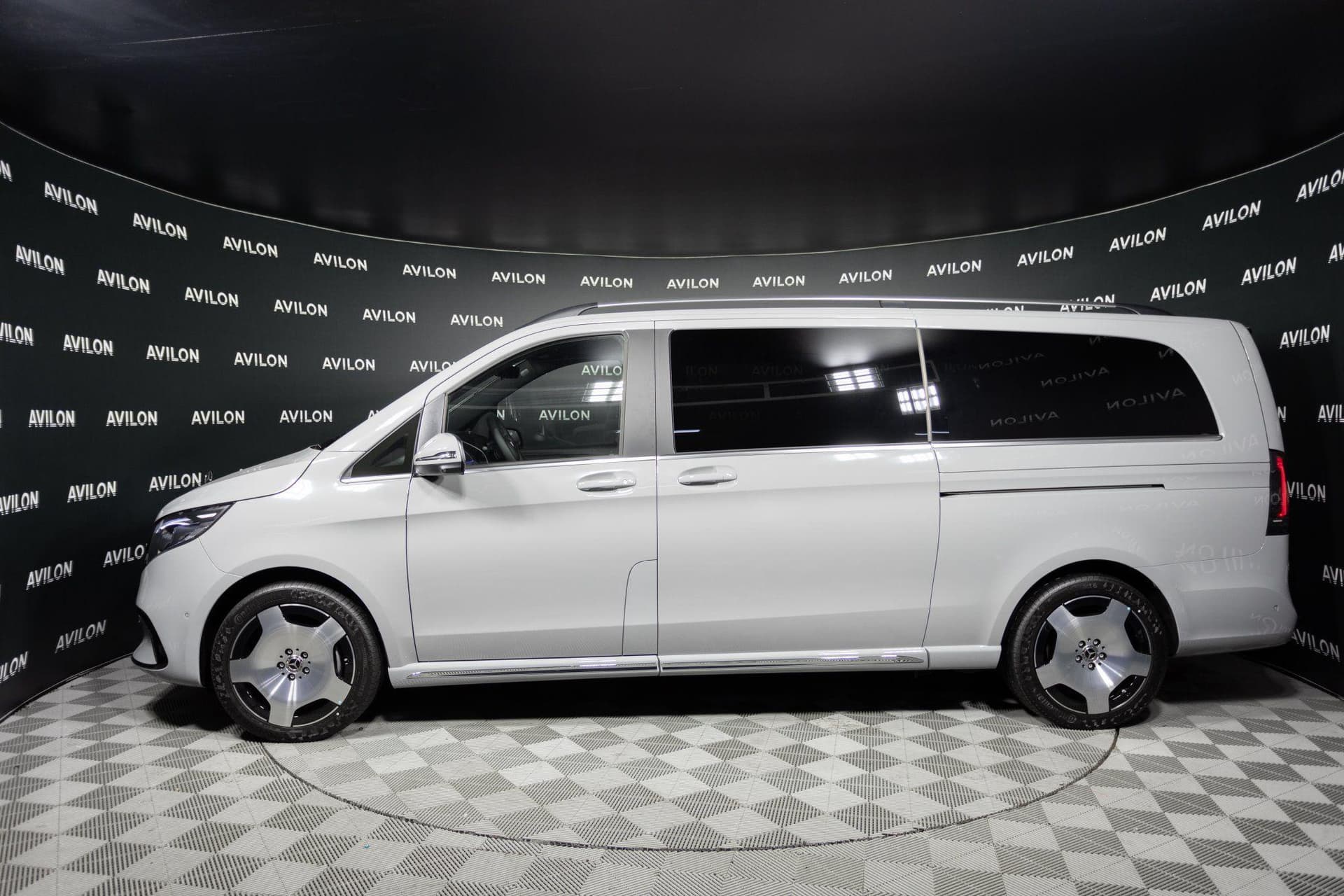 Mercedes-Benz V 300 d EL 4MATIC EXCLUSIVE в лизинг - 3