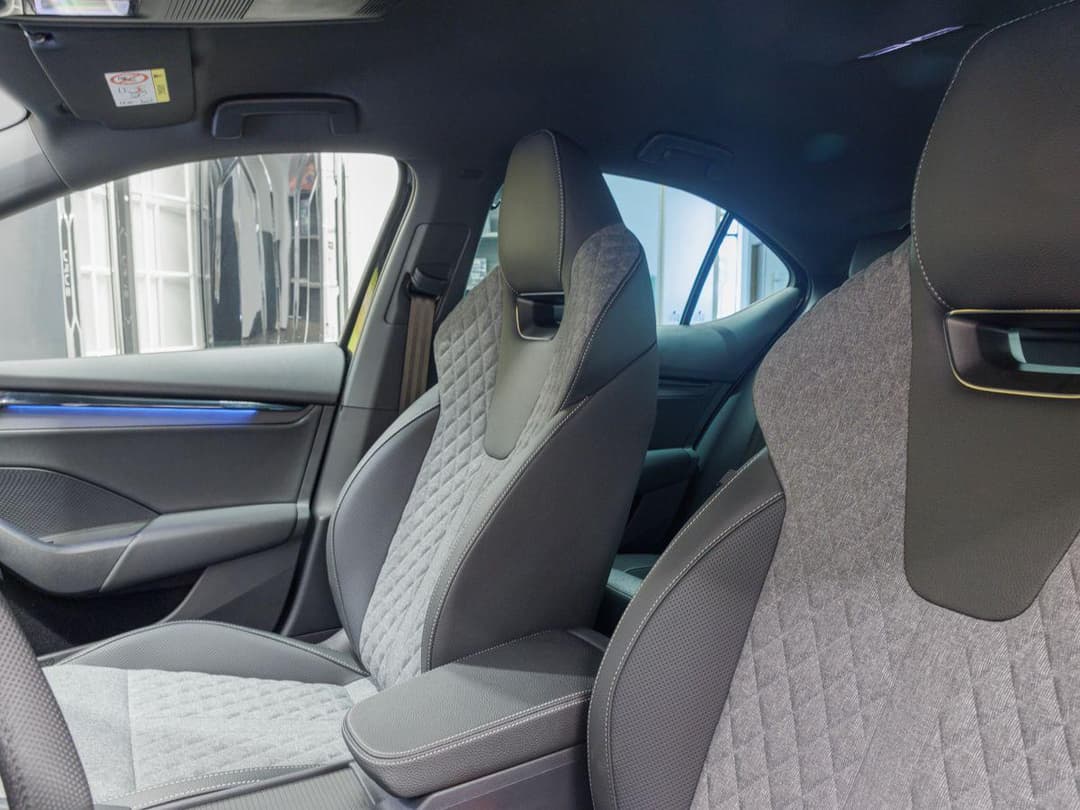 Skoda Octavia Спортлайн 2.0Т полный привод АТ в лизинг - 17